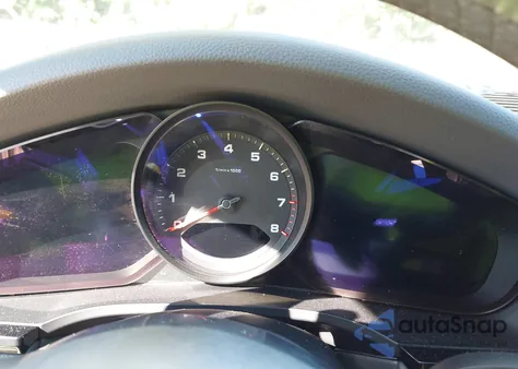 2023 Porsche Cayenne Platinum Edition z USA, uszkodzony, nr VIN WP1AA2AY8PDA15543